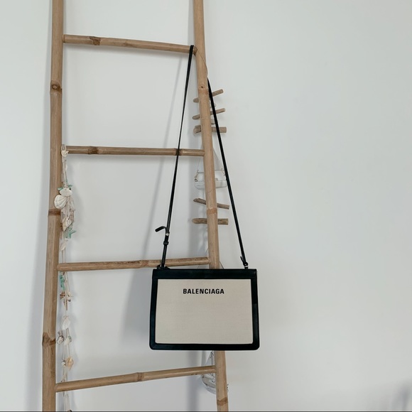 Balenciaga medium canvas pouch - Picture 11 of 11